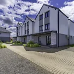 公寓 Frajda - 6-osobowe - Salon I Dwie Sypialnie Oraz Studia 4-osobowe - Z Aneksem Kuchennym 里沃