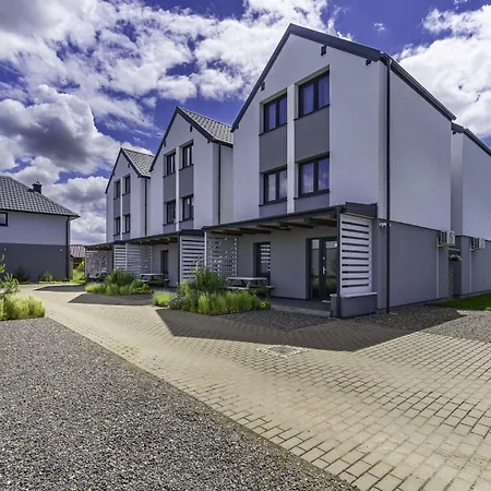 Apartment Frajda Domki: Spacious & Rewal